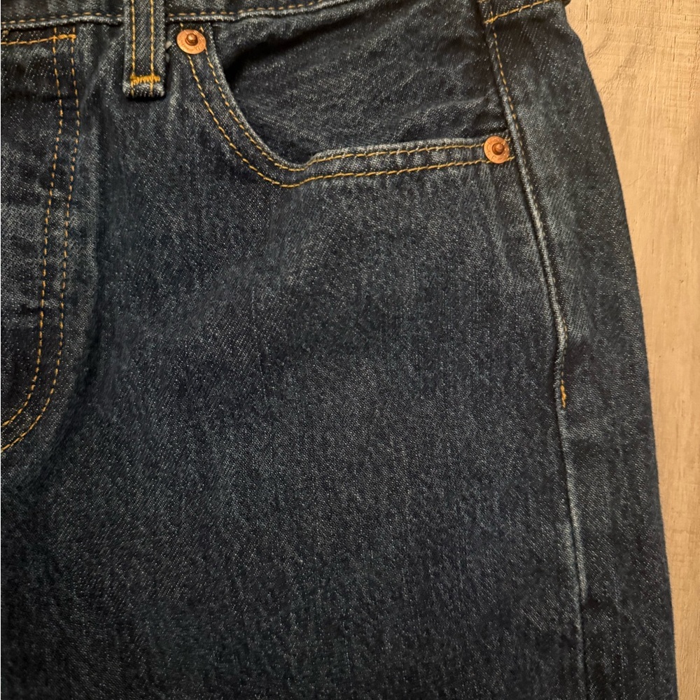 Classic Blue Denim Jeans Levi’s  29x30 button fly dark blue wash - Picture 3 of 5